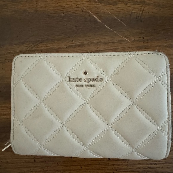 Kate Spade Carey Quilted Wallet in Cream - Picture 1 of 3